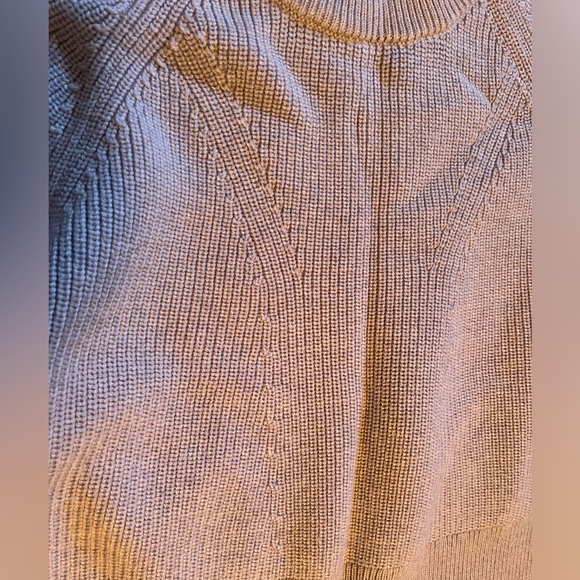 Banana republic sweater - Picture 4 of 4